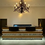 Bogathy Kuria Business דירה *