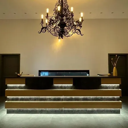 Bogathy Kuria Business Apartment *
